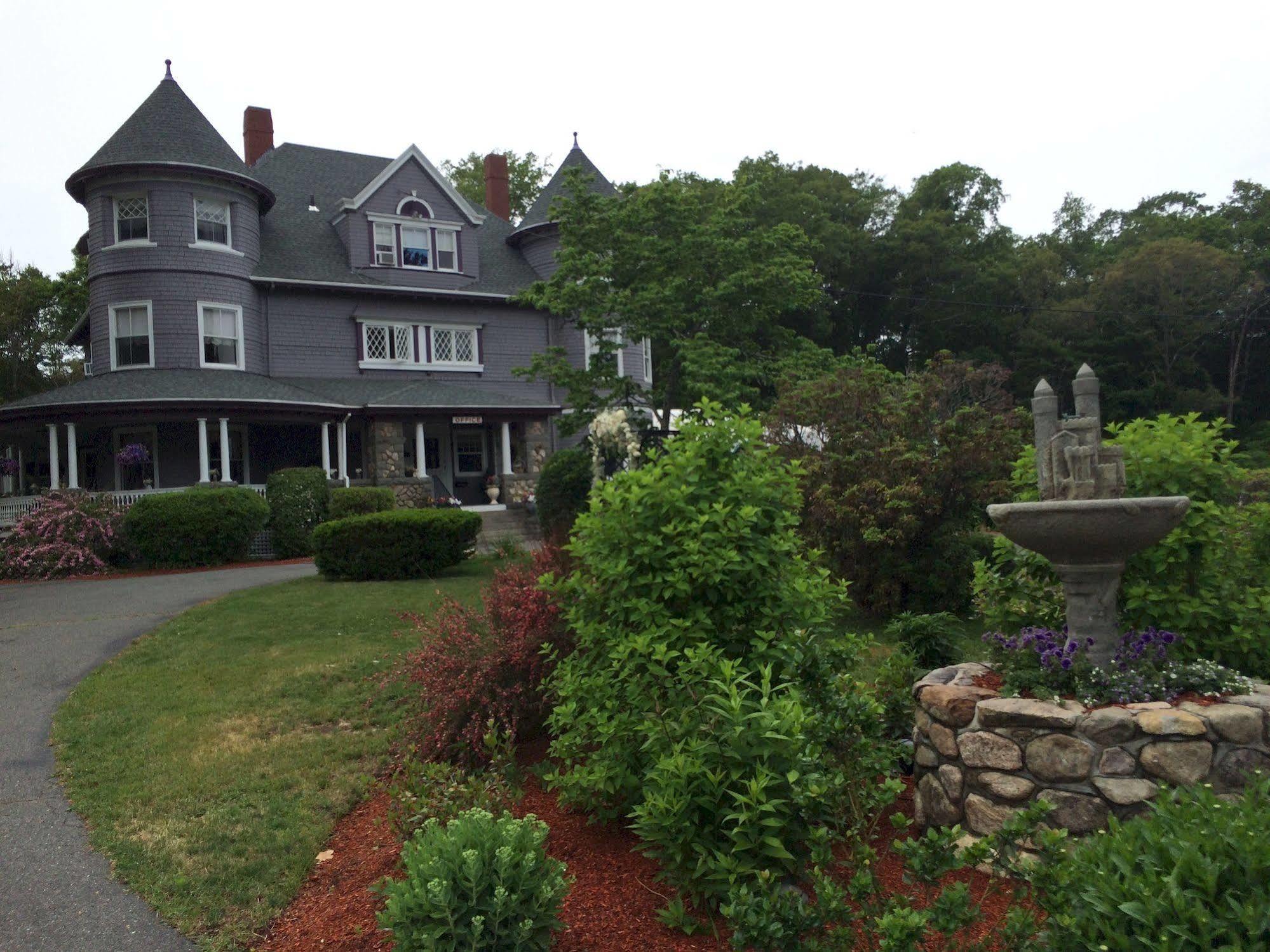 Castle Manor Inn Gloucester Exterior photo