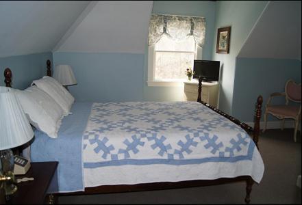 Castle Manor Inn Gloucester Exterior photo